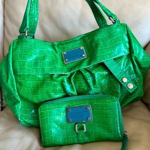 Marc by Marc Jacobs Croc of Q Remy & lg zip wallet